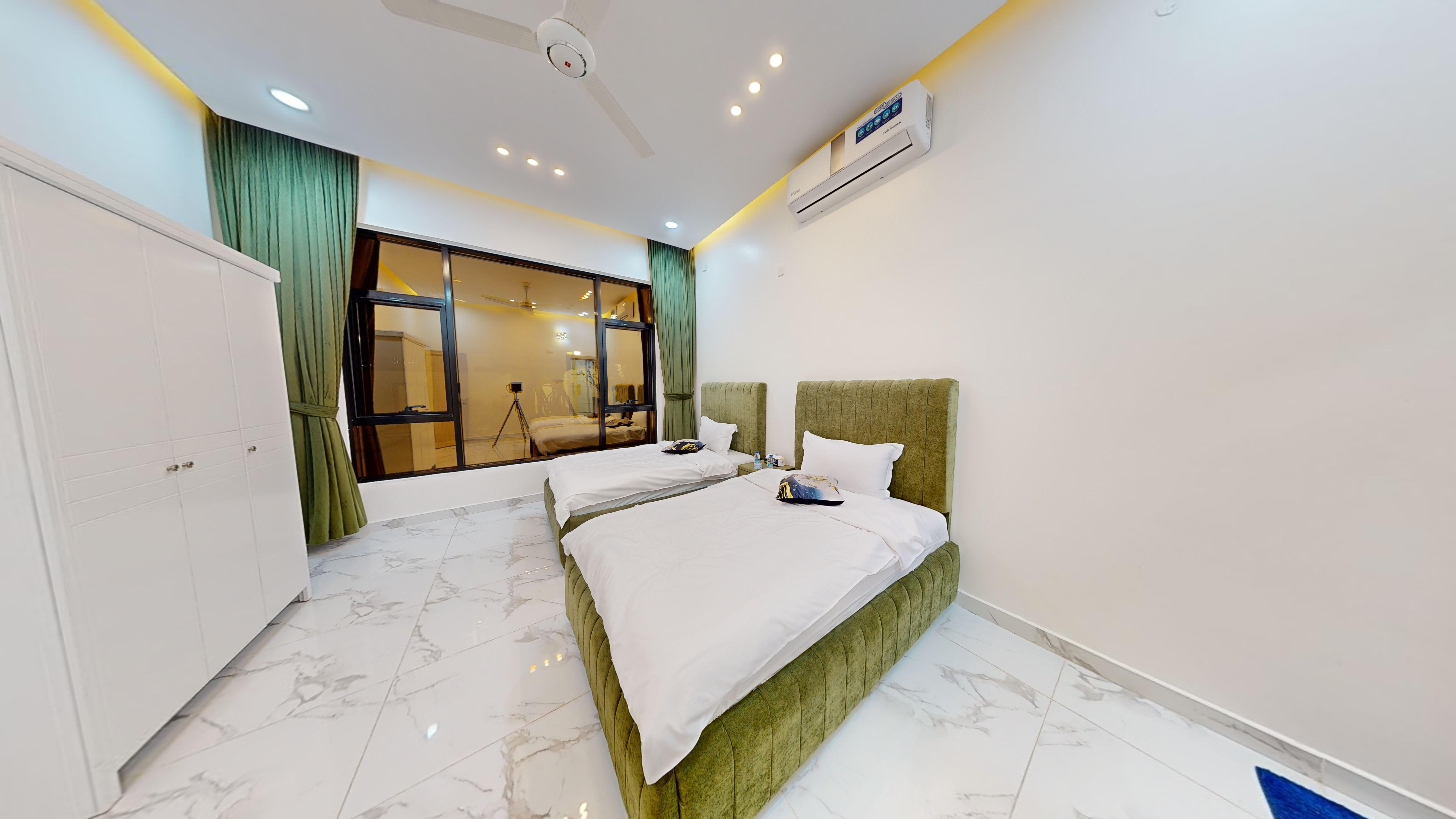 استراحة رافلز، الجبل الأخضر، سيق، عام