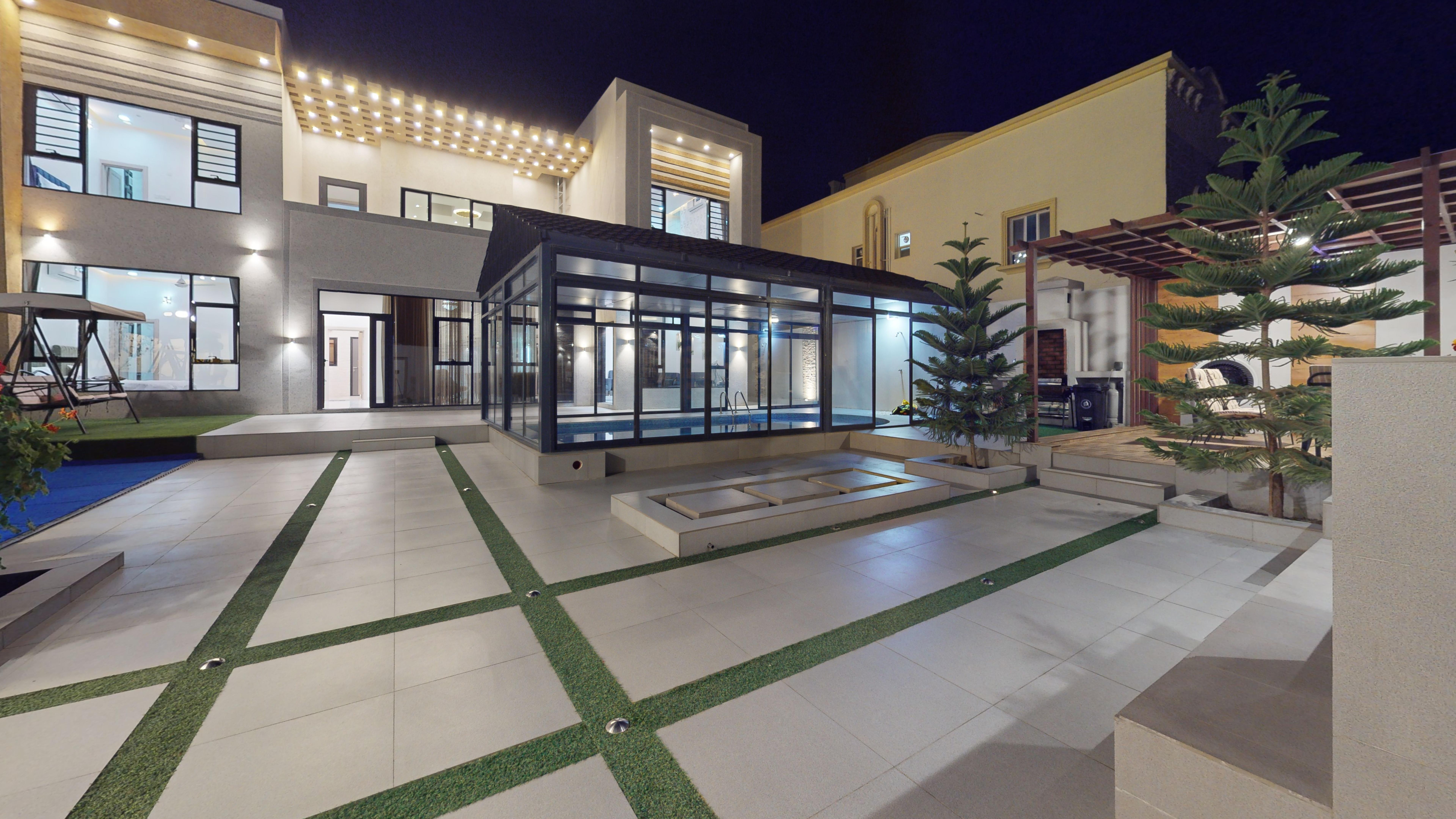 استراحة رافلز، الجبل الأخضر، سيق، الدرج